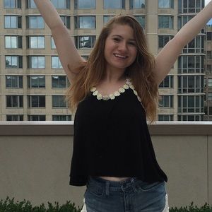 Tilly's medium black floral detailed tank top